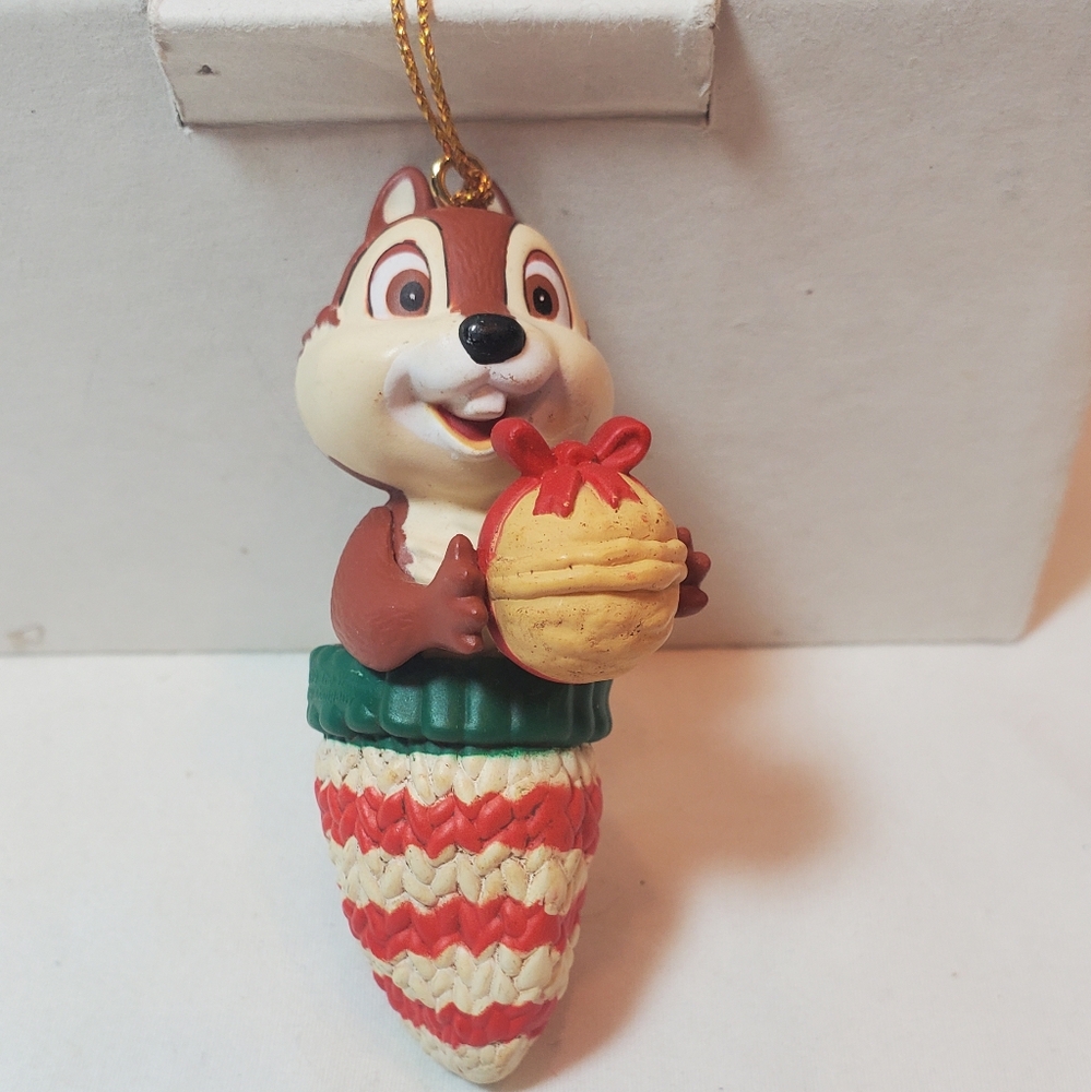 Chip Chipmunk Vtg Disney Christmas Magic Collectible Ornament #014908